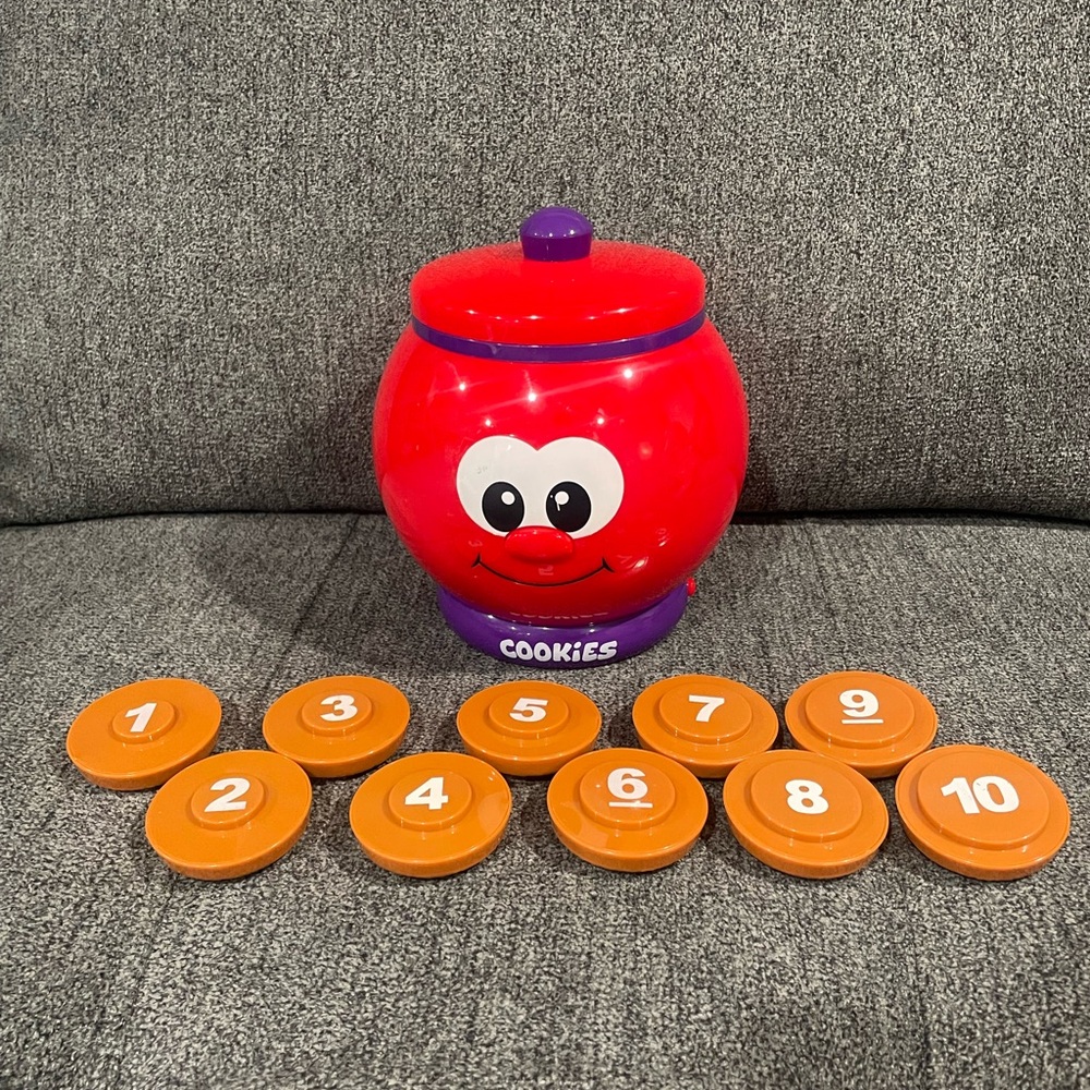 Count-With-Me Talking Cookie Jar